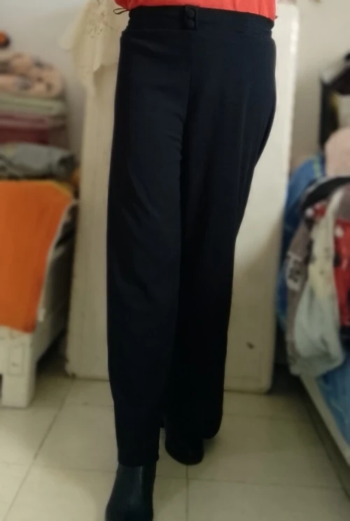 ملابس متنوعة