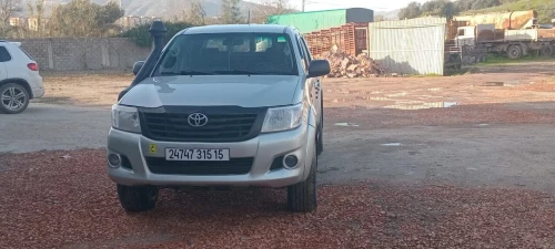 Toyota Hilux 2015 LEGEND SC 4x4