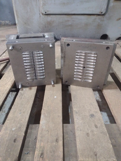 Fabrication de moules injection plastique matrice emboutissage 