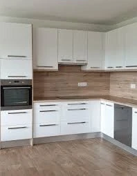 Fabrication De Cuisine équipée en Bois Hêtre et High gloss