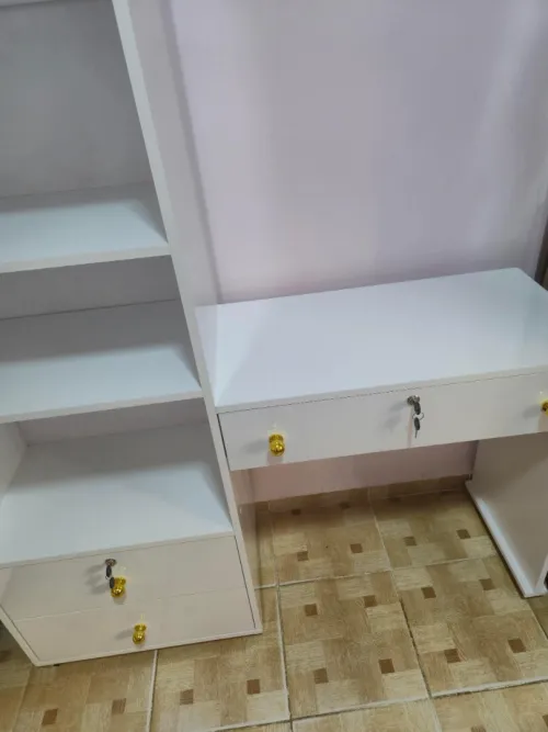 Bureau de travail ou pour enfant
