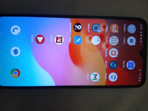 Realme C33  4+4-------128