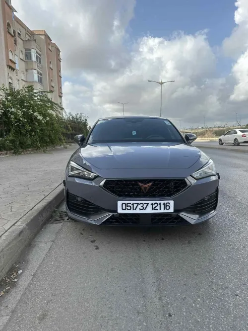 Cupra  Leon 2021 