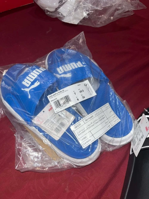 Claquettes Puma original