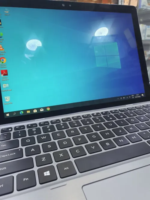 Dell Latitude i7 8665U 7200 2 in 1