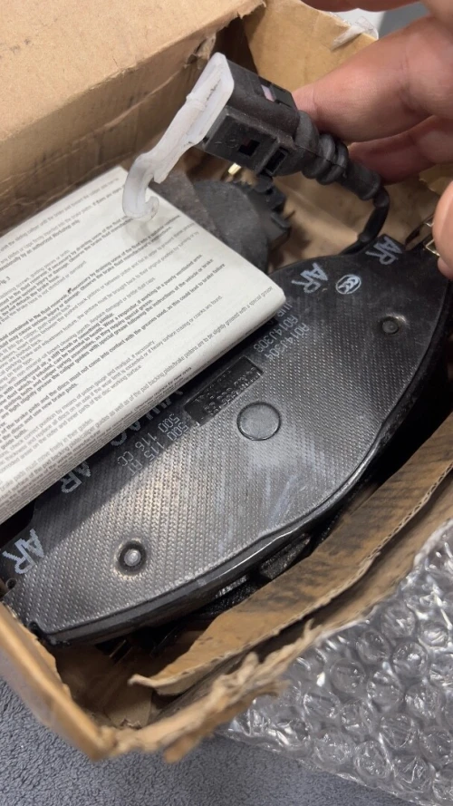 Plaquette de frein av arrière de golf 7 Audi skod VAG ORIGINAL