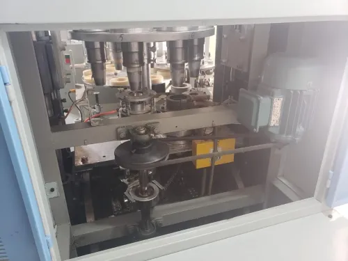 Machine de fabrication de gobelet