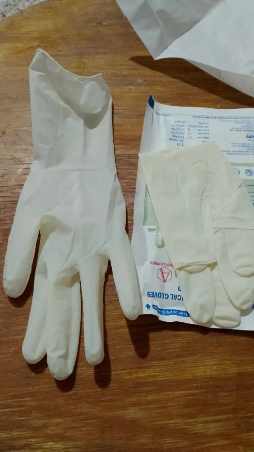 Gants steriles dimportation