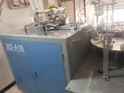 Machine de fabrication de gobelet