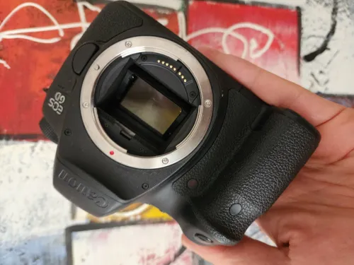 Canon 6D [20K] 