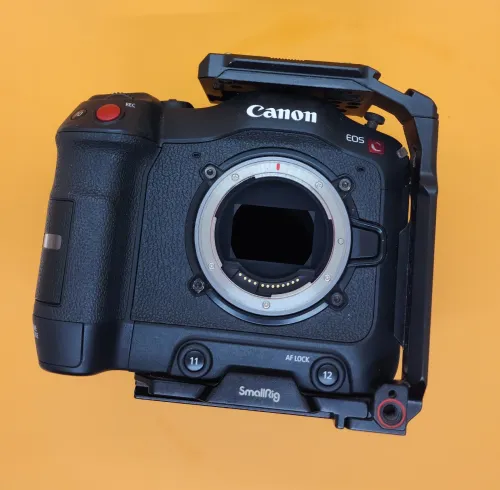 Canon C70