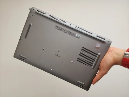 DELL Latitude 5550 , Ultra 7 165H , 32GB DDR5 , 15,6", FHD