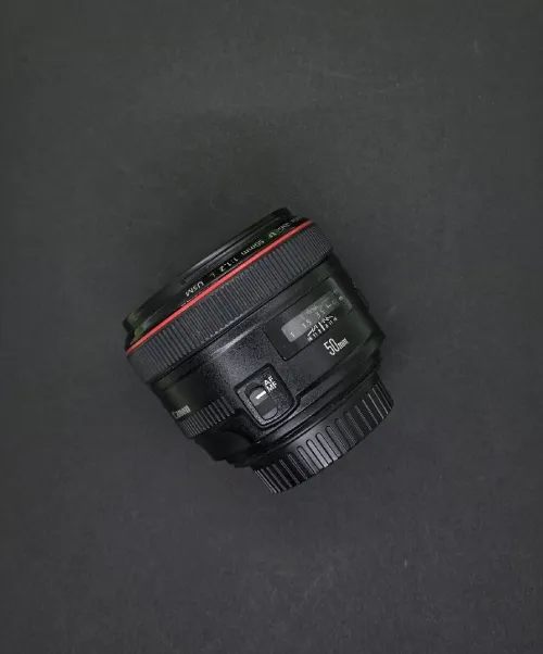 Canon EF 50mm f/1.2L USM