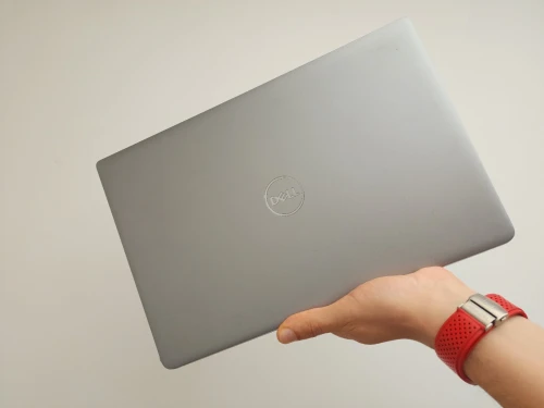 DELL Latitude 5550 , Ultra 7 165H , 32GB DDR5 , 15,6", FHD