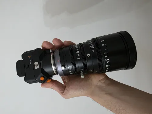 BlackmagicCaméra + DZOFILM 20-70mm T2.9