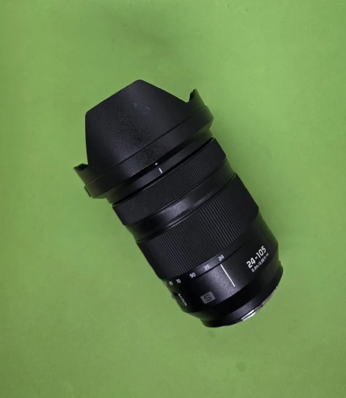 Panasonic Lumix S 24-105mm f/4 Macro OIS