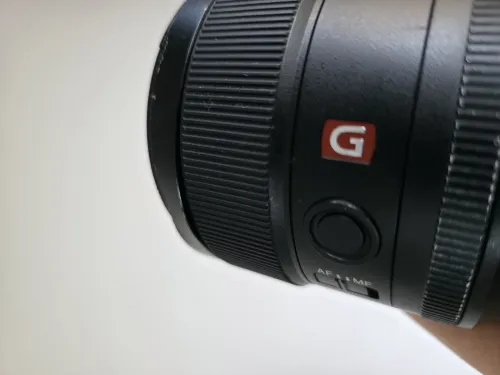 Sony FE 85 mm f/1.4 GM