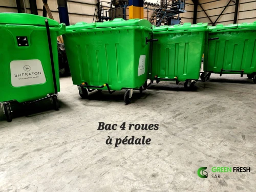 Poubelle 4 roues 1er choix 
