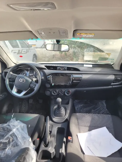Toyota Hilux 4X2 2026 الإصدار الأردني
