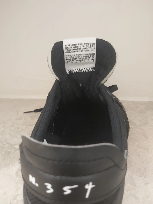 NIKE  N.354