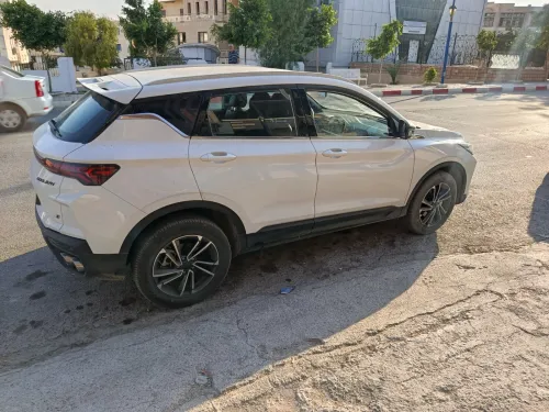 Geely Coolray 2024 
