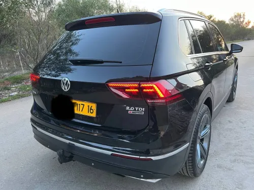 Loue Tiguan:Mariage, délégation, transfert 