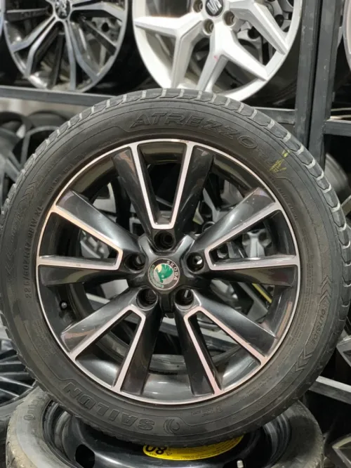 Alliage VW 15/16/17/18/19/20 pouce البيع بالحبة متوفر 