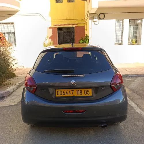 Peugeot 208 2018 