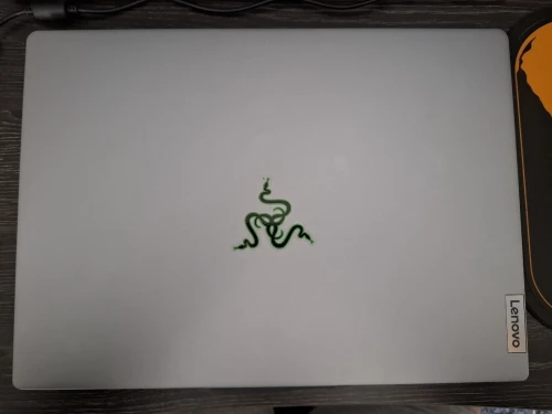 Lenovo Ideapad slim 3 16"