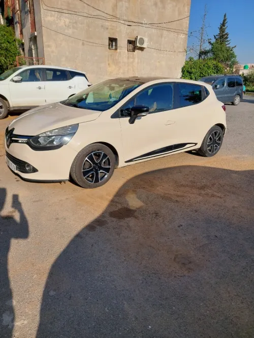 Renault Clio 4 2015 Ivory