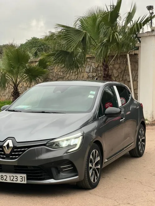 Renault Clio 5  2023 Intense plus