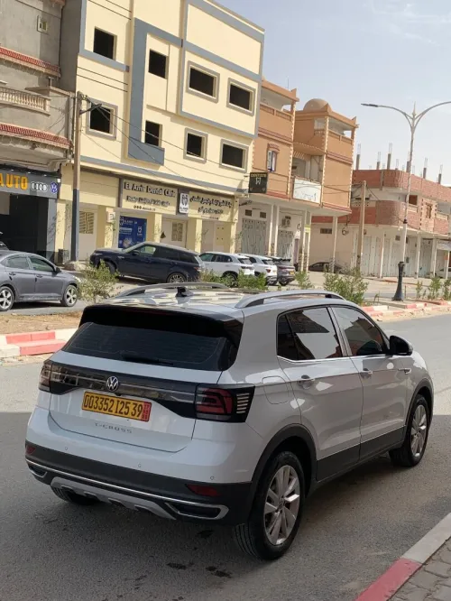 Volkswagen T-Cross 2025 Life Plus
