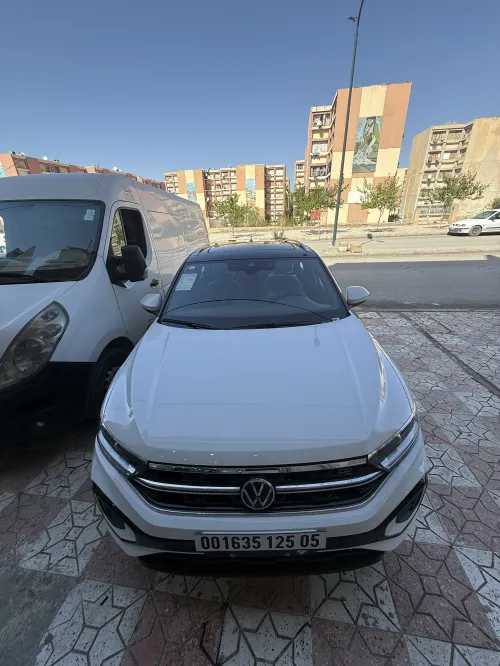 Volkswagen T-Roc 2025 R-Line 