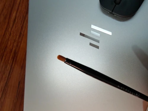 Pinceaux liner précision Maybelline original