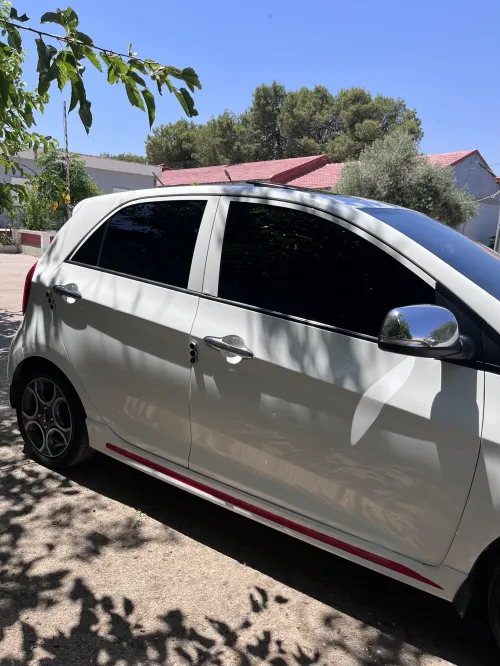 Kia Picanto 2015 Robo