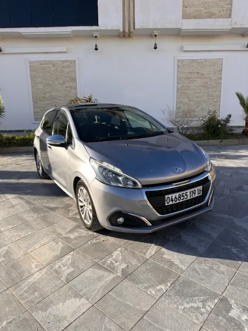 Peugeot 208 2019 Allure