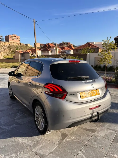 Peugeot 208 2019 Allure