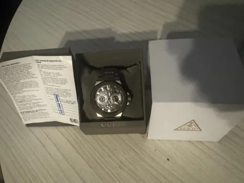 Montre GUESS ORIGINALE - NEUVE