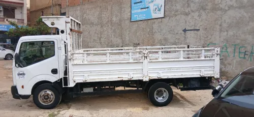 Nissan Cab star nt 400 2015