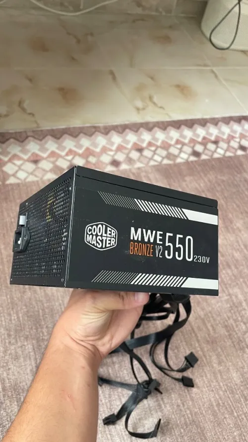 Alimentation coolermaster 550w bronze v2