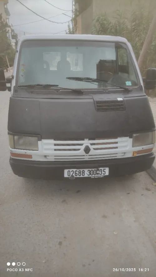 Renault TRAFIC 2000