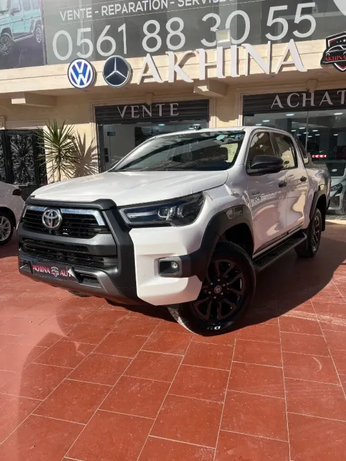 Toyota Hilux 2025 Adventure