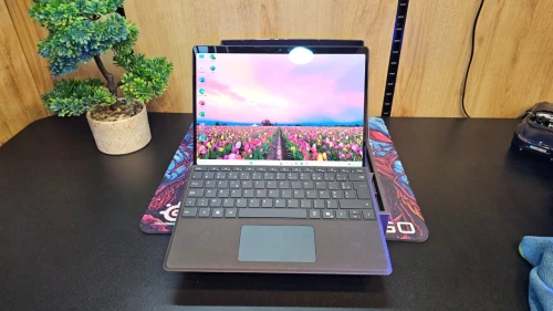 Surface laptop pro 11EME generation 2024