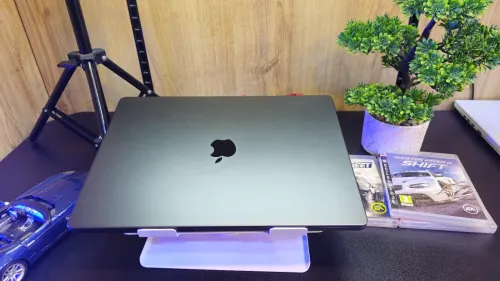 Macbook pro M4 mdm 