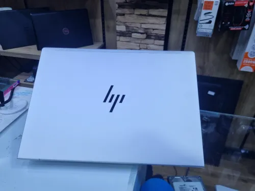 HP ELITEBOOK 640 G11