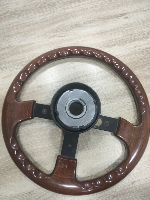 Volant en bois