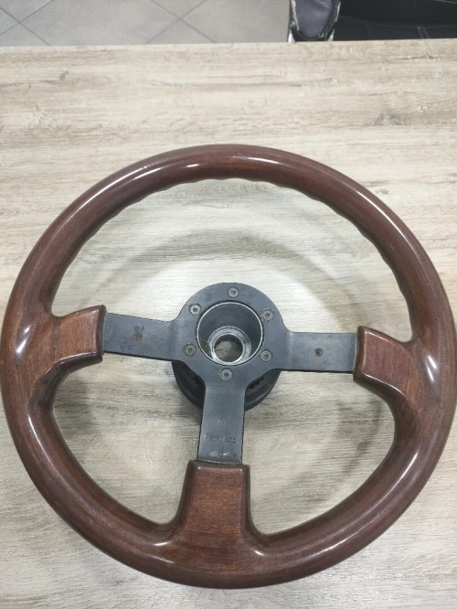 Volant en bois
