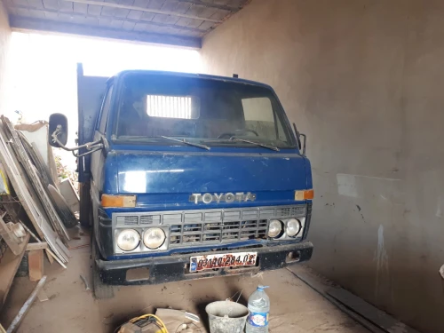 Toyota Dyn 1984