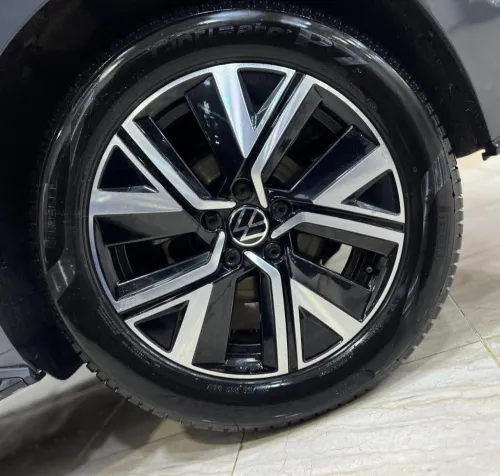 Volkswagen Touran 2023 Rlin
