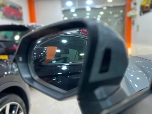 Audi Q5 2025 Slin